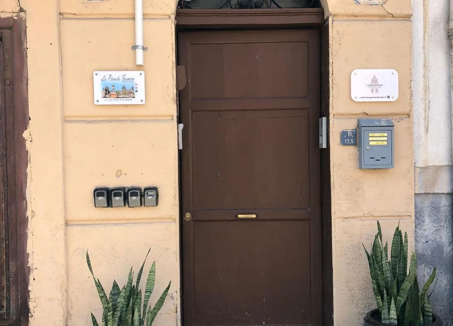 Guest house La Piccola Formica Rooms And Breakfast Palermo